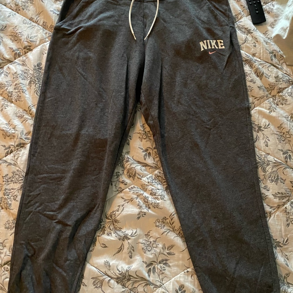 Nike jogger sweat pants